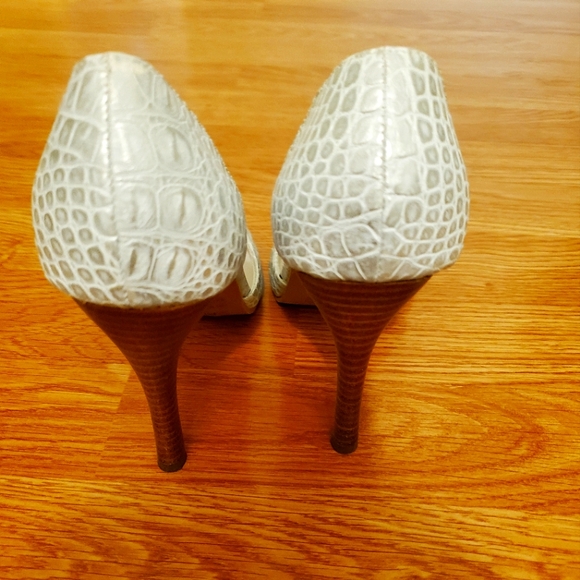 Charlotte Russe Women's Heels Size 9 - Picture 3 of 6